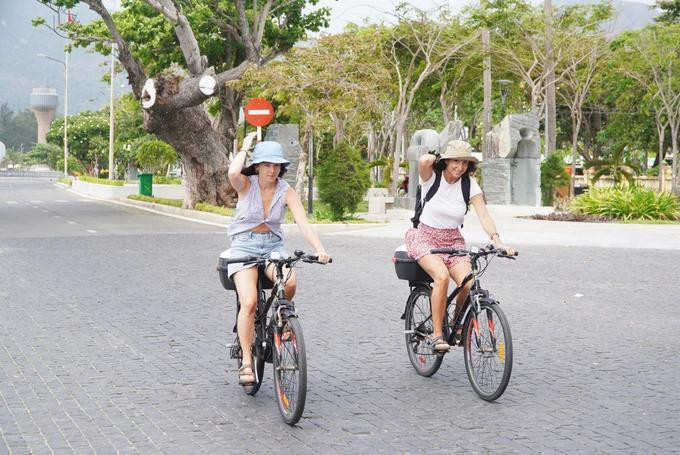 Si les potentialités, notamment touristiques, sont réveillées, Con Dao deviendra un paradis touristique marin d'envergure régionale et même internationale.