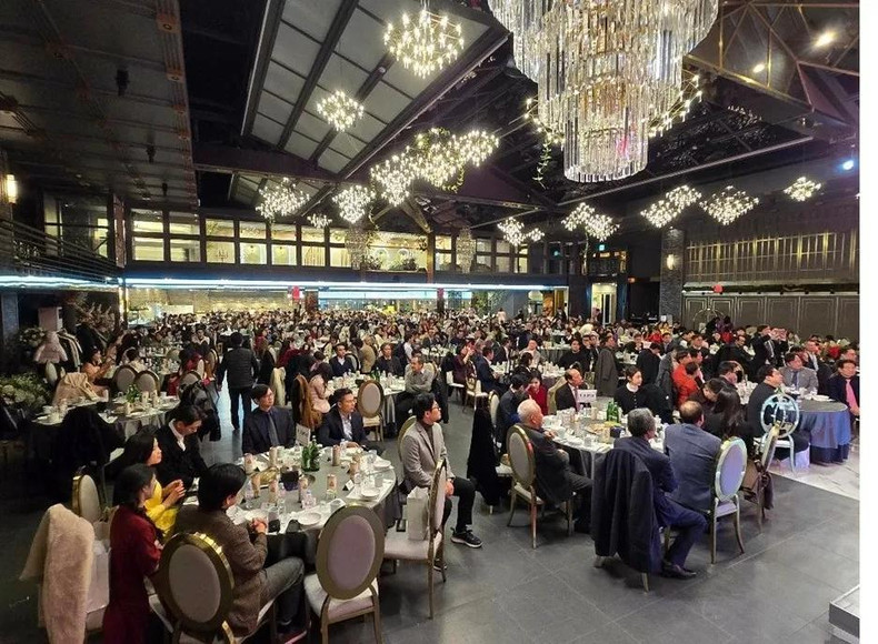 Le programme annuel “Printemps de la Patrie” témoigne non seulement de l’esprit de solidarité du peuple vietnamien des quatre coins du monde, mais démontre également l’esprit d’ouverture dans la politique étrangère du Parti et de l’État vietnamiens. Photo : Ambassade du Vietnam en République de Corée.