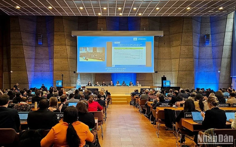 Lors de la 24e session de l'Assemblée générale des États parties à la Convention du patrimoine mondial, le 22 novembre 2023 à Paris, en France. Photo : NDEL.
