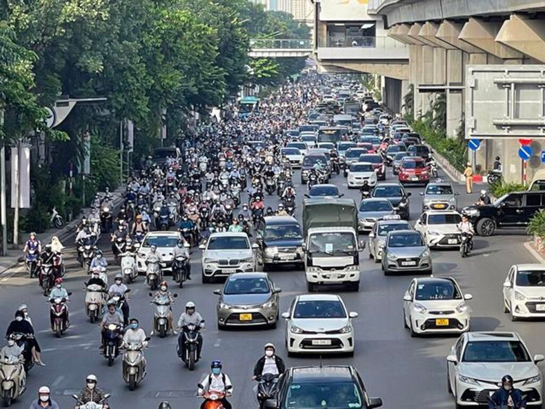 Les voitures assemblées au Vietnam contribuent à répondre à la demande intérieure. Photo : VNA. Les voitures assemblées au Vietnam contribuent à répondre à la demande intérieure. Photo : VNA.