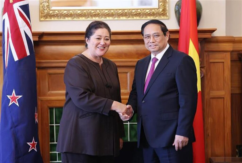 Le Premier ministre vietnamien Pham Minh Chinh (à droite) et la gouverneure générale de la Nouvelle-Zélande, Dame Cindy Kiro, à Wellington, le 11 mars 2024. Photo: VNA.