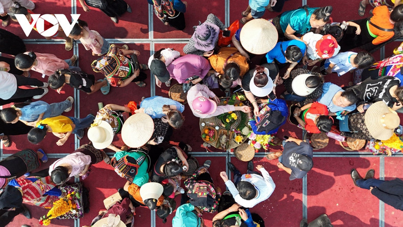 C’est un Têt traditionnel, mais aussi une fête annuelle majeure, contribuant à satisfaire les besoins spirituels de la communauté Lao. Photo: VOV.