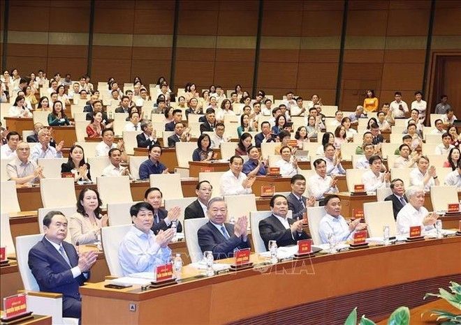 Lors de la conférence. Photo : VNA.