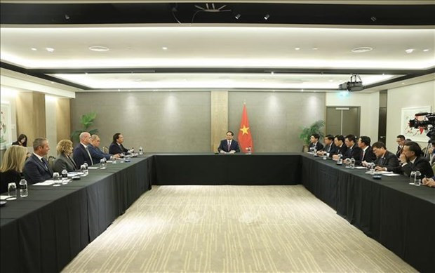 Le PM Pham Minh Chinh lors de la rencontre avec les délégués commerciaux de Nouvelle-Zélande. Photo : VNA. Le PM Pham Minh Chinh lors de la rencontre avec les délégués commerciaux de Nouvelle-Zélande. Photo : VNA.