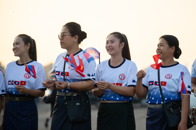 Des supporters à la course cycliste. Des supporters à la course cycliste.
