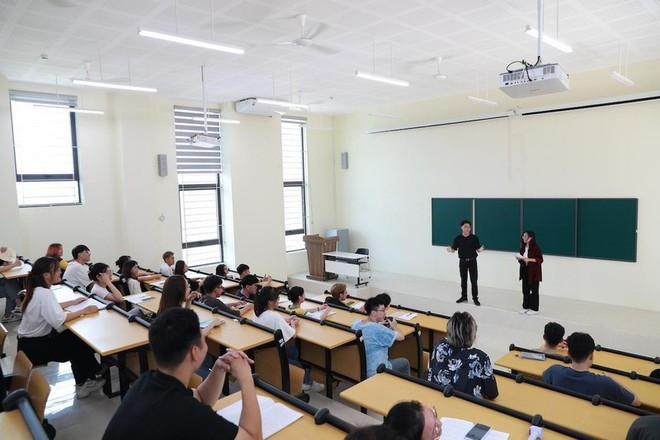 Dans une classe de l’Université de Hanoi. Photo : nhandan.vn Dans une classe de l’Université de Hanoi. Photo : nhandan.vn