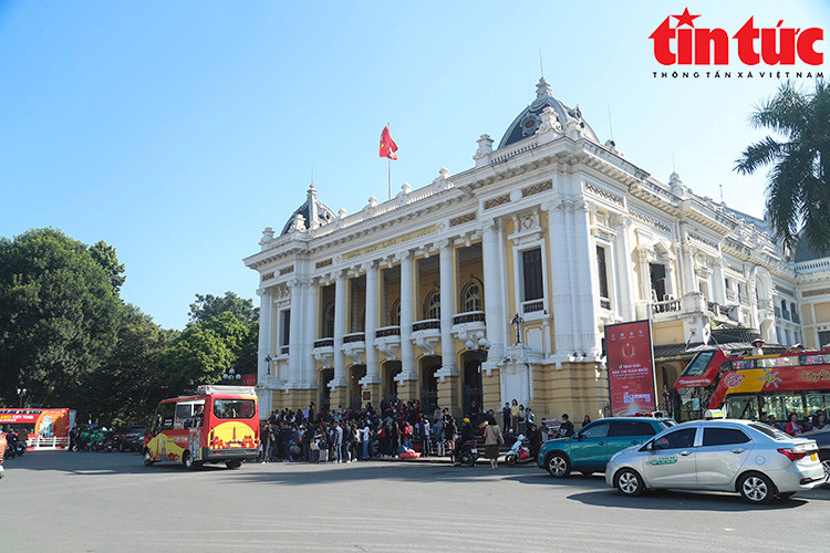 La ligne de bus de City Tour 03 a été officiellement mise en service. La ligne de bus de City Tour 03 a été officiellement mise en service.