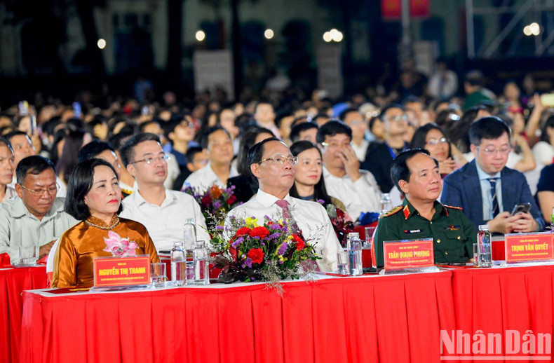 Des invités lors du programme. Photo : NDEL. Des invités lors du programme. Photo : NDEL.
