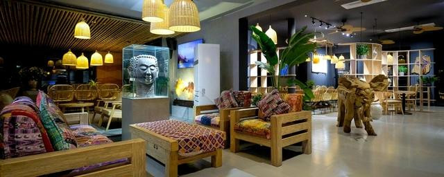 Les œuvres d'art fabriquées à la main apportent une couleur culturelle à l'espace. Photo : Musée d'ethnologie du Vietnam.