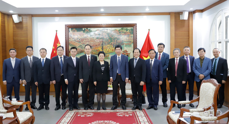 Le Guangxi est toujours prêt à stimuler les échanges culturels et touristiques avec les localités vietnamiennes. Photo : toquoc.vn Le Guangxi est toujours prêt à stimuler les échanges culturels et touristiques avec les localités vietnamiennes. Photo : toquoc.vn