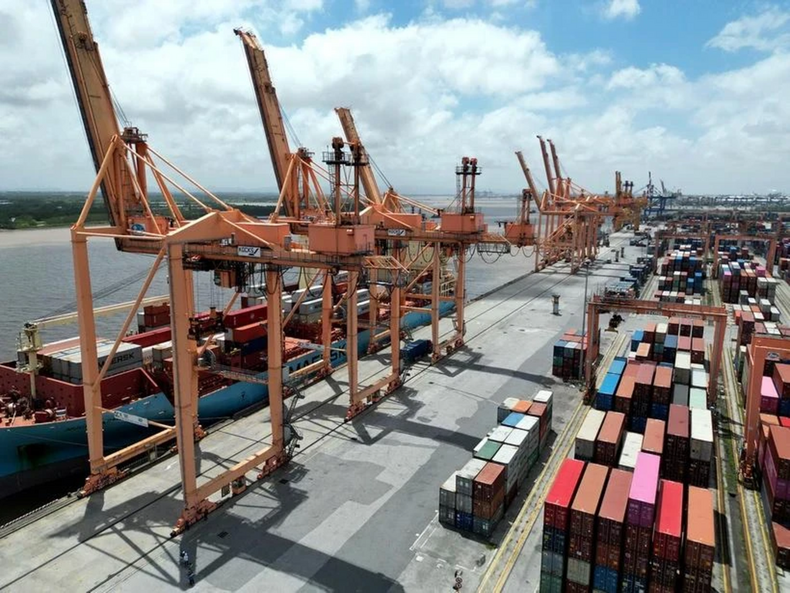 Exportation de marchandises vietnamiennes au port de Hai Phong dans le Nord. Photo: VNA. Exportation de marchandises vietnamiennes au port de Hai Phong dans le Nord. Photo: VNA.