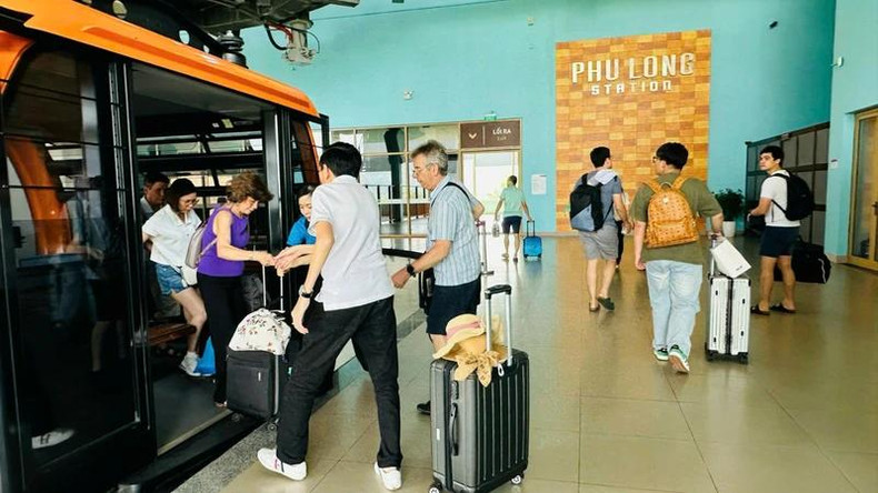 L’île de Cat Bà ambitionne de devenir la première île verte et sans émission de carbone du Vietnam. Photo : NDEL L’île de Cat Bà ambitionne de devenir la première île verte et sans émission de carbone du Vietnam. Photo : NDEL
