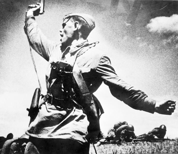 Un soldat de l’Armée rouge soviétique pendant la Seconde Guerre mondiale. Photo d'archives. Un soldat de l’Armée rouge soviétique pendant la Seconde Guerre mondiale. Photo d'archives.