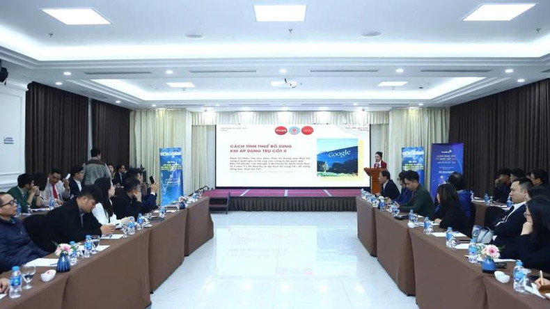 Lors du colloque intitulé « Potentiel et tendance de l’application des technologies IoT et IA dans les industries auxiliaires au Vietnam », le 23 décembre à Hanoï. Photo: NDEL. Lors du colloque intitulé « Potentiel et tendance de l’application des technologies IoT et IA dans les industries auxiliaires au Vietnam », le 23 décembre à Hanoï. Photo: NDEL.