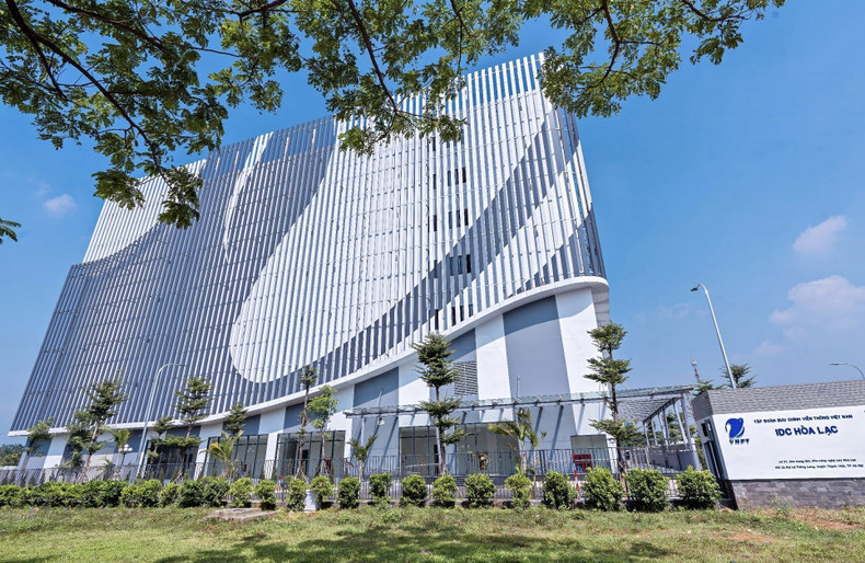Actuellement, le Vietnam cherche à atteindre le double objectif de développer un gouvernement numérique, une économie numérique et une société numérique, tout en créant des entreprises vietnamiennes de technologie numérique capables de se développer à l’international. Photo : VNA. Actuellement, le Vietnam cherche à atteindre le double objectif de développer un gouvernement numérique, une économie numérique et une société numérique, tout en créant des entreprises vietnamiennes de technologie numérique capables de se développer à l’international. Photo : VNA.