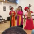 Des artistes interprètent la chanson "Trong Com" (Tambour de riz), traduite en français. Photo : VNA