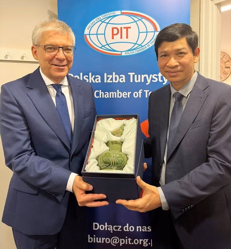 ho-an-phong-cadeau-pawel.jpg