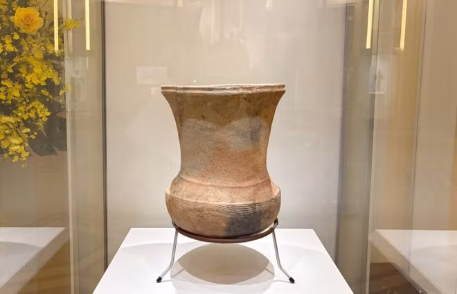 Un pot en céramique, reconnu trésor national le 31 décembre 2024. Photo : VNA.