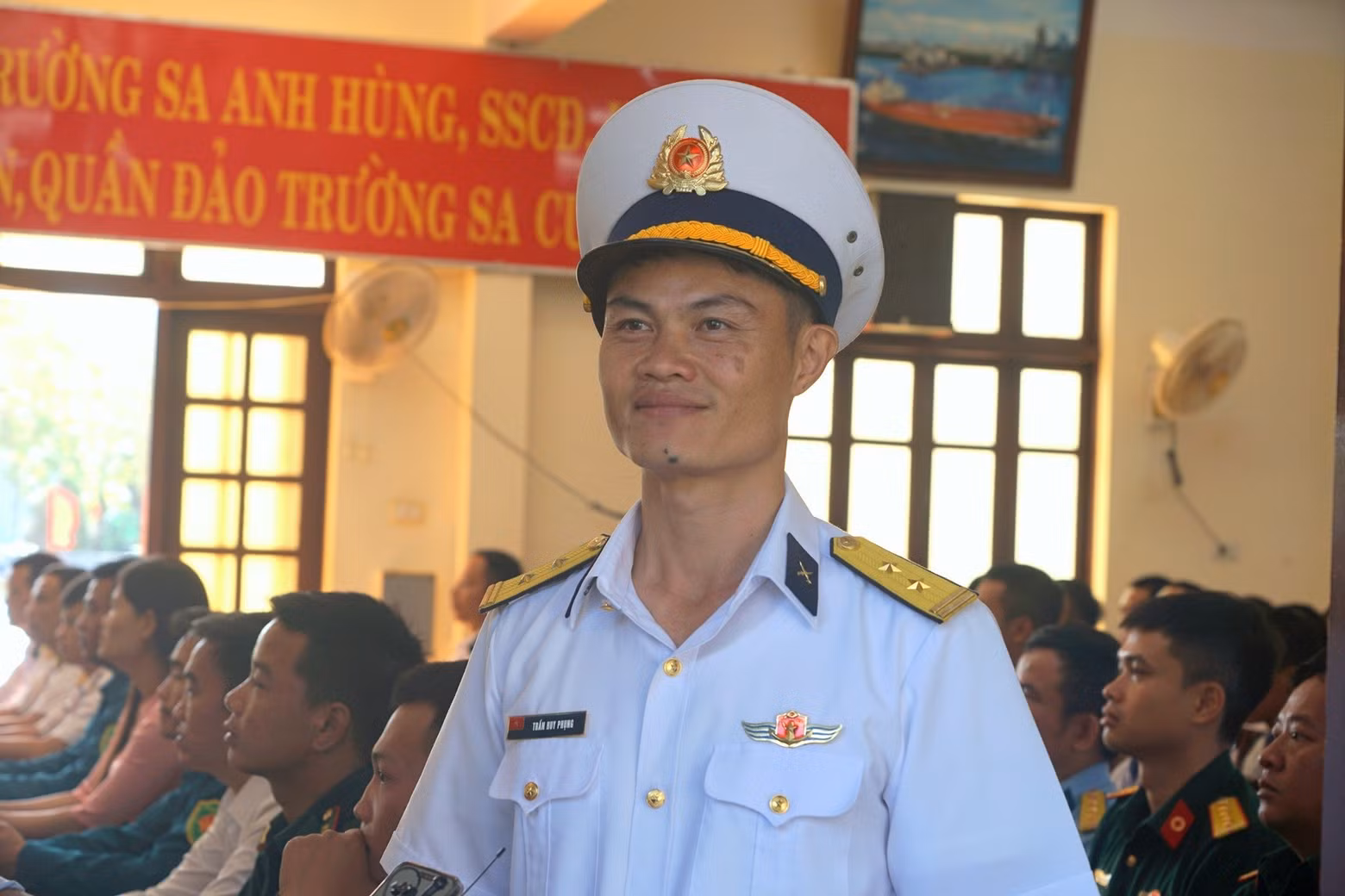 tran-huy-phung.jpg