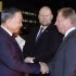 Des responsables néo-zélandais font leurs adieux au secrétaire général du PCV et président vietnamien, To Lam, à l'aéroport international d'Auckland. Photo : VNA. 