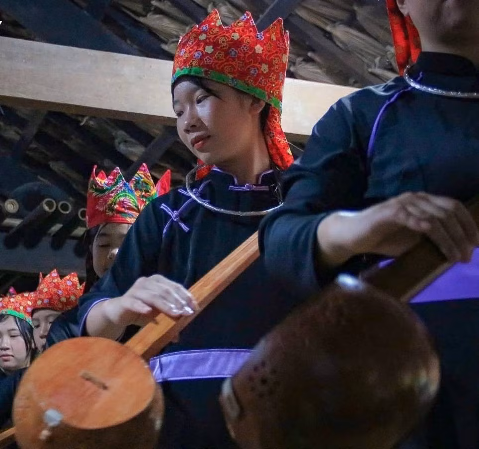 nghi-le-nguoi-tay-quang-ninh-9.jpg