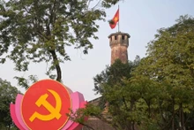 Hanoï a achevé l’ensemble des travaux de décoration et se tient prête à accueillir ce jour historique, avec confiance et espoir dans une nouvelle étape de développement du pays. Photo: VOV
