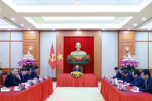 Le soir du 26 janvier, le secrétaire général du Parti communiste du Vietnam (PCV), Tô Lâm, a eu un entretien téléphonique avec le premier secrétaire du Parti communiste de Cuba et président de Cuba, Miguel Diaz-Canel. Photo: VNA.