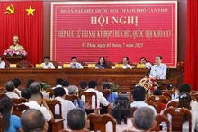 Le président de l’Assemblée nationale Trân Thanh Mân s’exprime lors de sa rencontre avec les électeurs de Cân Tho, le 1er juillet. Photo : VNA