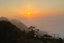 Hang Kia accueille les premiers rayons de l’aube. Photo : hanoimoi.vn