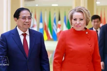 Le Premier ministre Pham Minh Chinh et la présidente du Conseil de la Fédération de l'Assemblée fédérale de Russie, Valentina Matviyenko. Photo : VNA