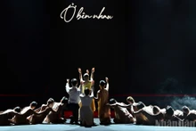 Le Prix Action pour la Communauté 2025 honore les projets et idées exceptionnels, ainsi que les actions en faveur de la communauté qui ont inspiré et continuent d’inspirer l’engagement et la persévérance au service d’un avenir meilleur pour tous. Photo : nhandan.vn