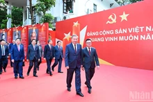 Le secrétaire général du Parti, To Lam, accompagné des dirigeants du Parti et de l’État, a assisté à la cérémonie de lancement du site d’information spécial « Parti communiste du Vietnam – XIVᵉ Congrès national ».