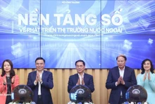 Lancement de la plateforme numérique du ministère de l’Industrie et du Commerce consacrée au développement des marchés étrangers. Photo: VNA.