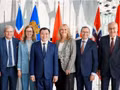 Le vice-ministre vietnamien de l’Industrie et du Commerce, Nguyen Sinh Nhat Tan, et des représentants des pays de l’EFTA. Photo : tapchicongthuong.vn 