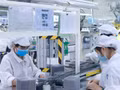 Fabrication de composants électroniques chez Star Engineers Vietnam Company, parc industriel Binh Xuyen I (Phu Tho). Photo : VNA.