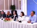 Un représentant du comité d’organisation échange sur le Forum de l’économie privée du Vietnam 2025. Photo : baodautu.vn