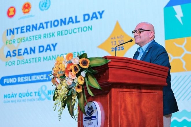 Ziad Nabulsi, Représentant par intérim de l'UNICEF au Vietnam, lors de la cérémonie. Photo: VNA Ziad Nabulsi, Représentant par intérim de l'UNICEF au Vietnam, lors de la cérémonie. Photo: VNA