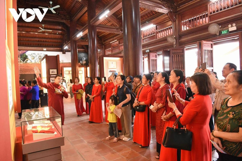 L’exposition contribue à valoriser le patrimoine culturel, à renforcer la sensibilisation du public, notamment des jeunes, et à promouvoir le développement durable du tourisme culturel.