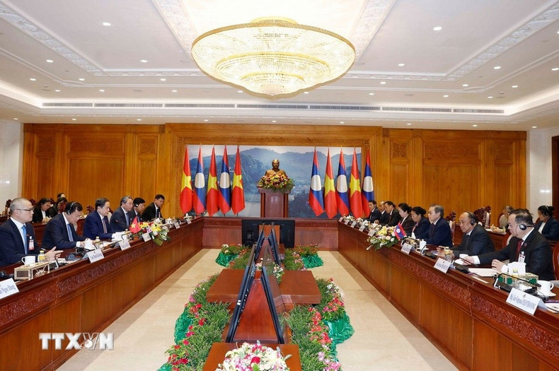 Les deux présidents des Assemblées nationales ont exprimé leur satisfaction quant au développement vigoureux des relations Laos–Vietnam dans tous les domaines.