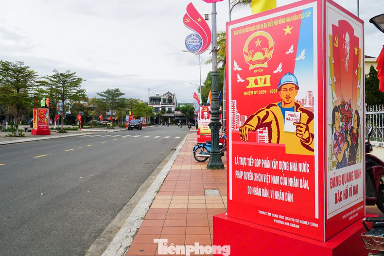 Le quartier de Hoa Khanh finalise également les dernières étapes de préparation pour les élections.