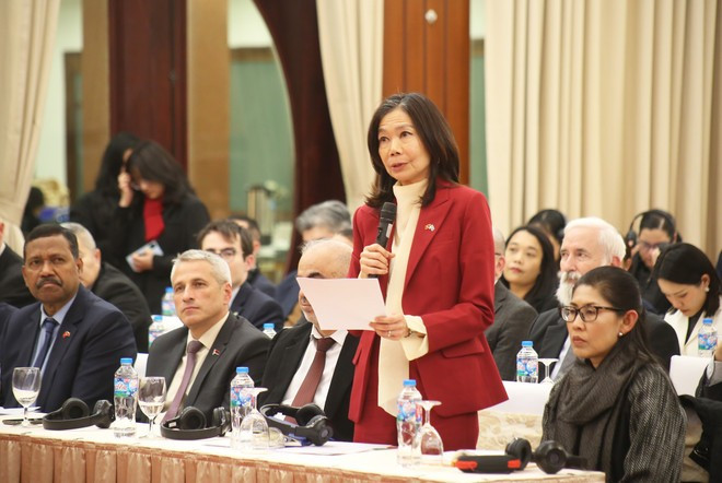 La coordonnatrice résidente des Nations unies au Vietnam, Pauline Tamesis, prend la parole lors de l'événement. Photo: ministère des Affaires étrangères