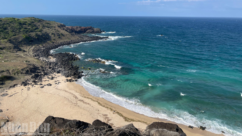 Vue aérienne d’une plage de Phu Quy.