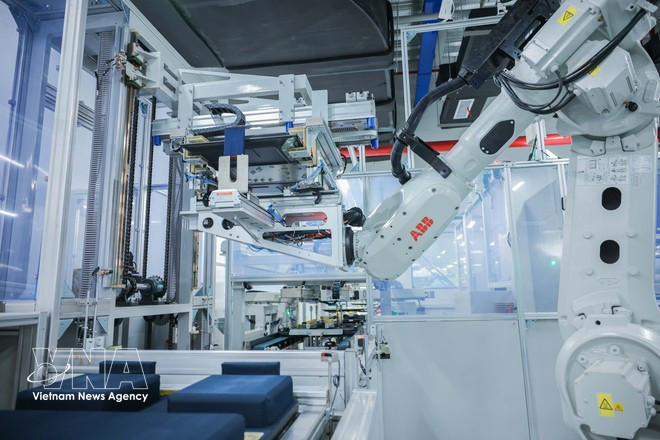 En février 2026, les IDE enregistrés ont atteint 3,43 milliards de dollars, en hausse de 34 % par rapport à janvier. Photo : VNA