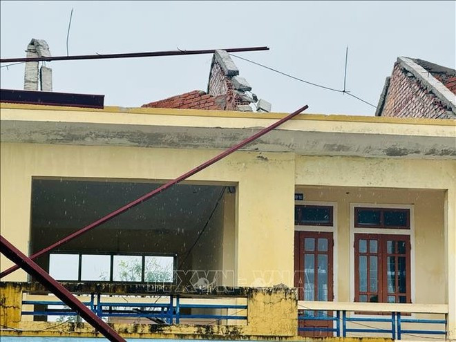 Les pertes matérielles totales sont estimées à plus de 6 000 milliards de dongs (plus de 227 millions de dollars). Photo : VNA. Les pertes matérielles totales sont estimées à plus de 6 000 milliards de dongs (plus de 227 millions de dollars). Photo : VNA.