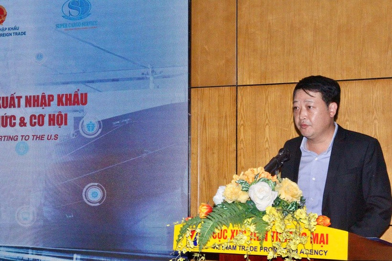 Bui Quang Hung, directeur adjoint du DPTC, prend la parole lors du séminaire. Photo : congthuong xuc-tien-thuong-mai.jpg