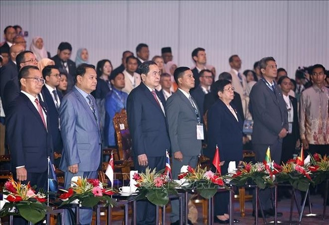 La 46e Assemblée générale de l’Assemblée interparlementaire de l’ASEAN (AIPA-46) s’est ouverte solennellement ce 18 septembre à Kuala Lumpur, en Malaisie. Photo : VNA. La 46e Assemblée générale de l’Assemblée interparlementaire de l’ASEAN (AIPA-46) s’est ouverte solennellement ce 18 septembre à Kuala Lumpur, en Malaisie. Photo : VNA.