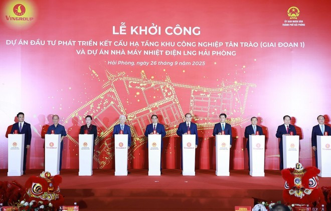 Cérémonie de mise en chantier de ces deux projets majeurs à Hai Phong. Photo : VNA. Cérémonie de mise en chantier de ces deux projets majeurs à Hai Phong. Photo : VNA.