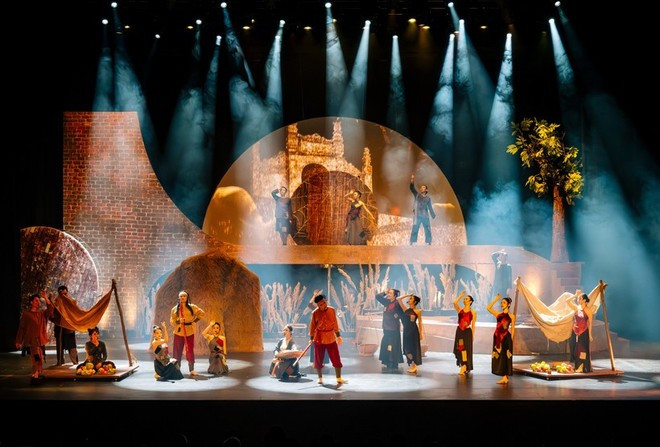 La Stratégie de développement des industries culturelles du Vietnam à l’horizon 2030, avec une vision jusqu’en 2045, identifie 10 industries culturelles prioritaires. Photo : VNA.