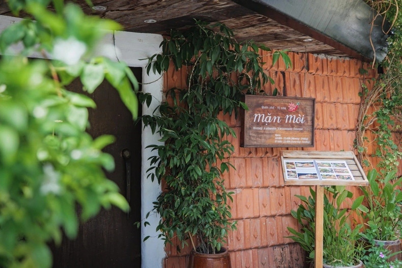 Le restaurant Mặn Mòi à Ho Chi Minh-Ville figure dans la catégorie Bib Gourmand du guide MICHELIN. Photo : Service du tourisme de Ho Chi Minh-Ville. b.jpg