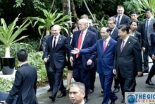Le Président vietnamien Trân Dai Quang et de dirigeants de l’APEC à Dà Nang lors du Sommet de l’APEC 2017. Photo : baoquocte.vn